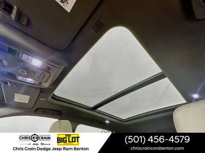 2023 GMC Yukon XL 4WD SLT