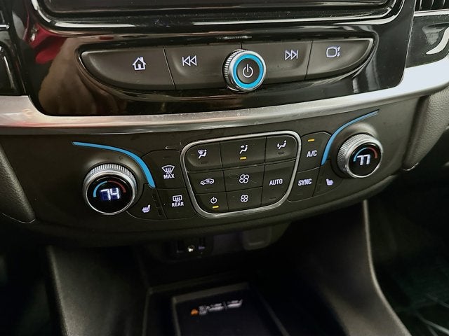 2023 Chevrolet Traverse FWD LT Cloth