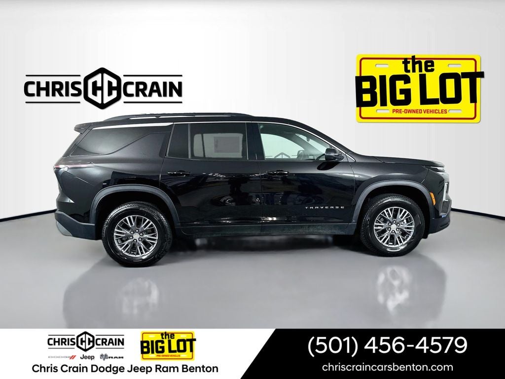2026 Chevrolet Traverse AWD LT