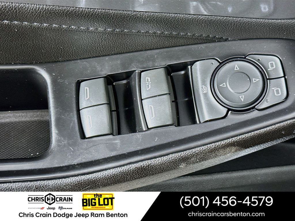 2023 Chevrolet Traverse AWD LT Cloth