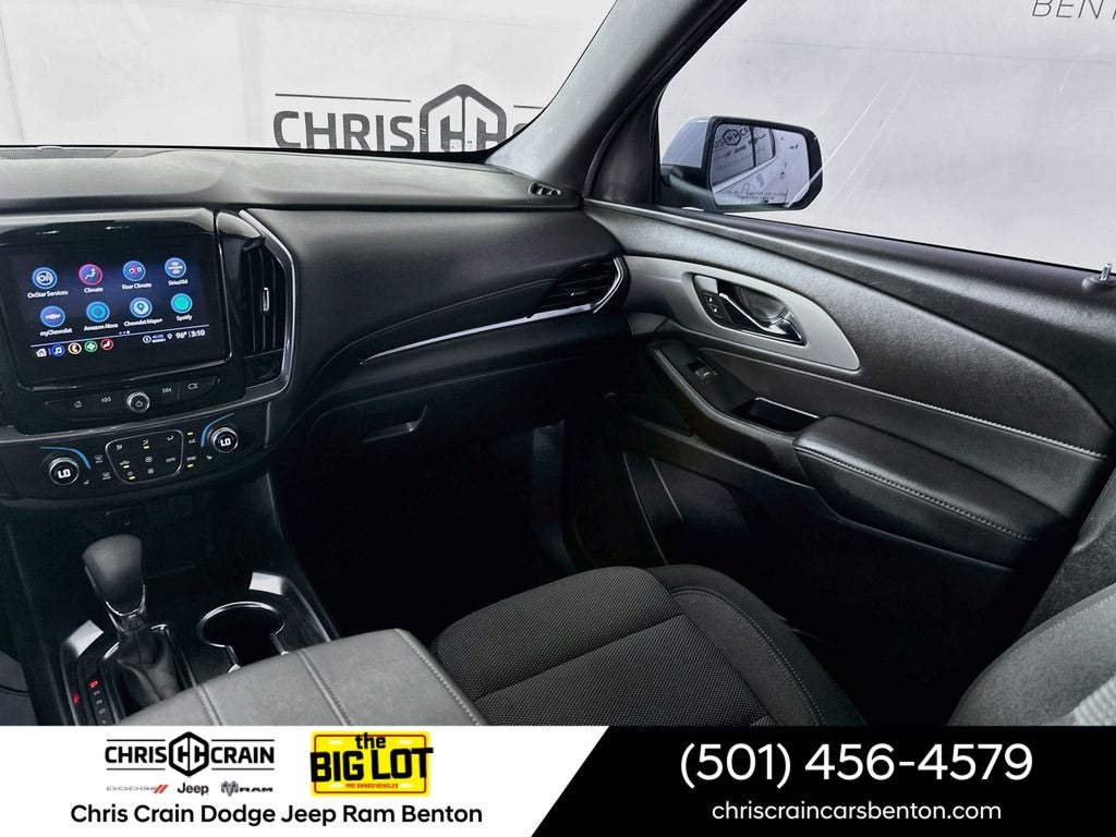 2023 Chevrolet Traverse AWD LT Cloth