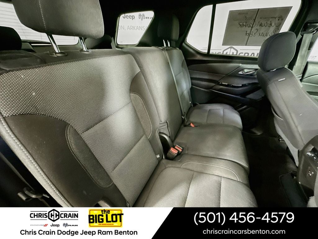 2023 Chevrolet Traverse AWD LT Cloth