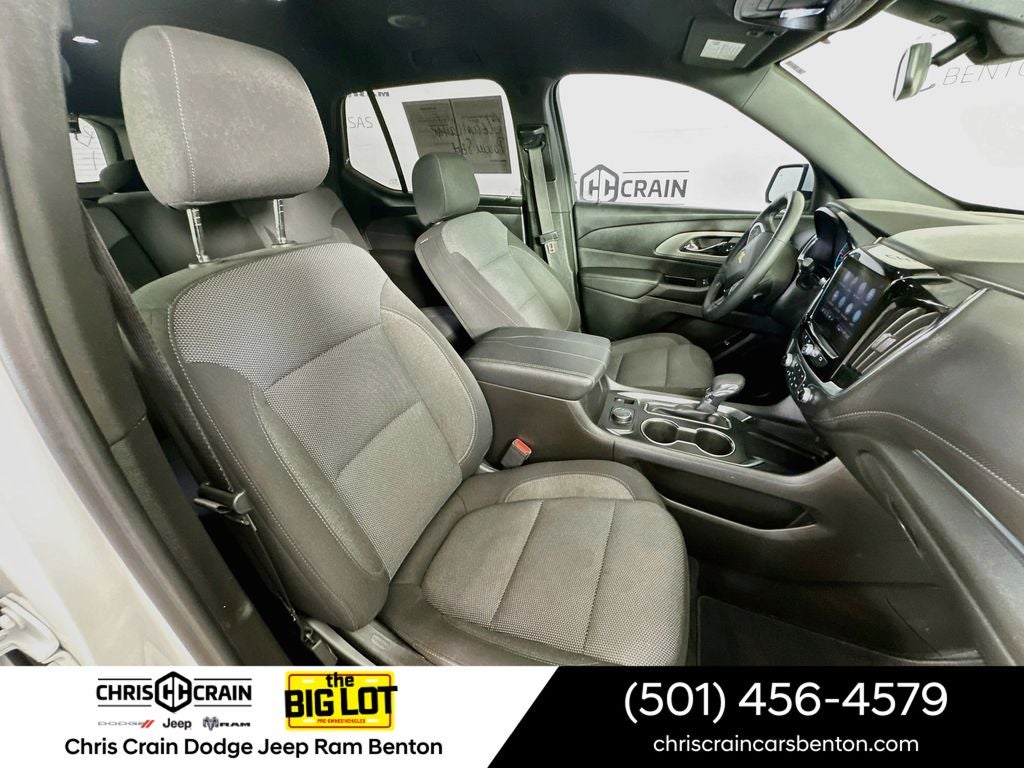 2023 Chevrolet Traverse AWD LT Cloth