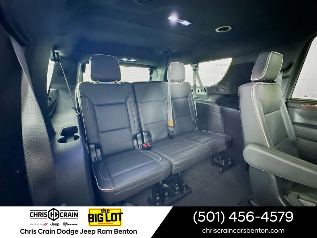 2023 Chevrolet Suburban 4WD Premier