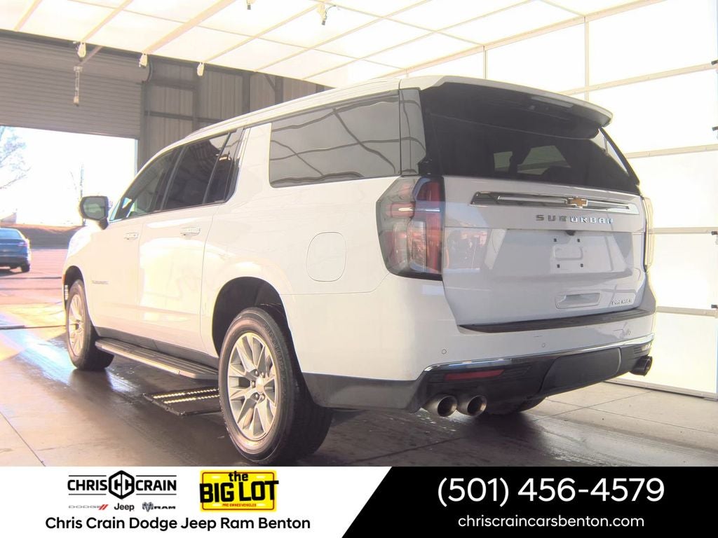 2023 Chevrolet Suburban 4WD Premier