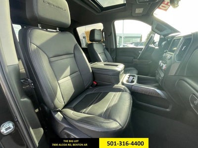 2022 GMC Sierra 2500HD 4WD Crew Cab Standard Bed Denali