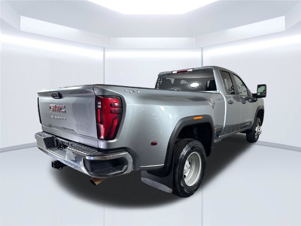 2024 GMC Sierra 3500HD 4WD Double Cab Long Bed Pro