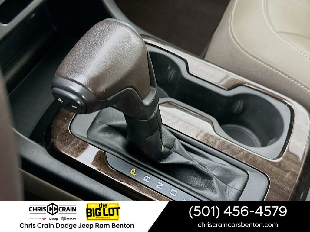 2020 GMC Canyon 2WD Crew Cab Short Box SLT