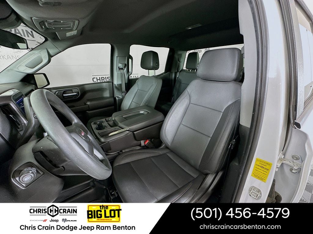 2023 GMC Sierra 1500 4WD Crew Cab Short Box Pro