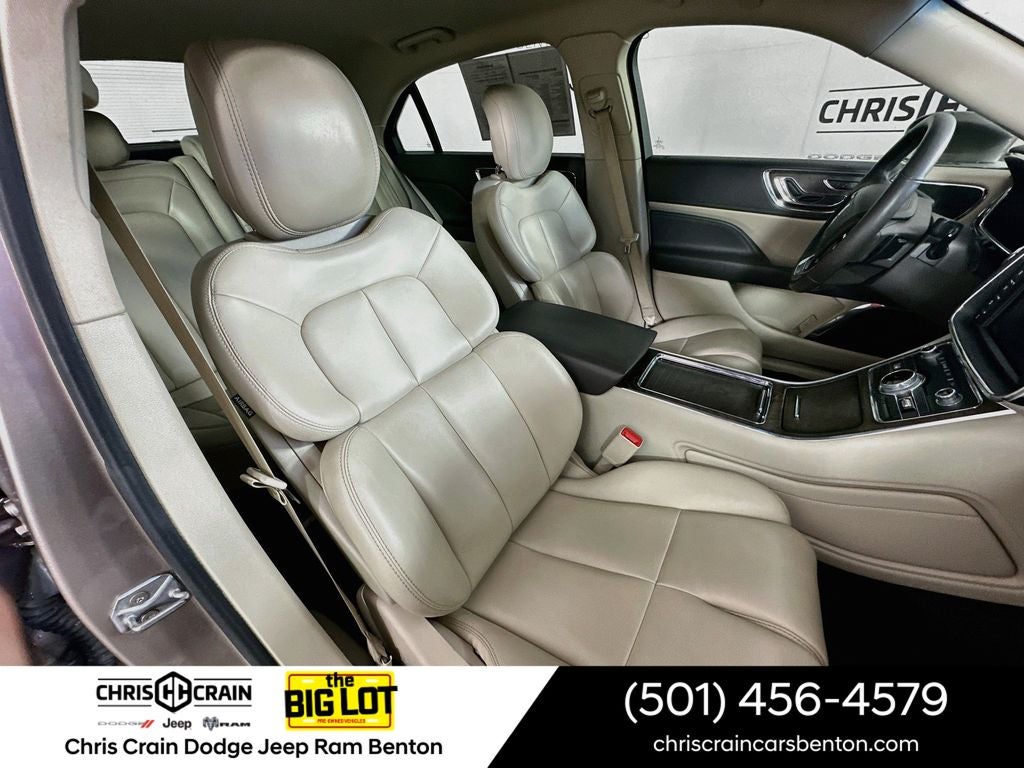 2018 Lincoln Continental Premiere