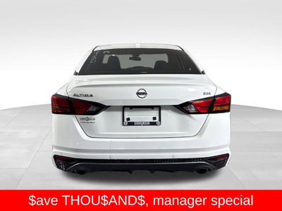 2022 Nissan Altima SR FWD