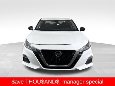 2022 Nissan Altima SR FWD