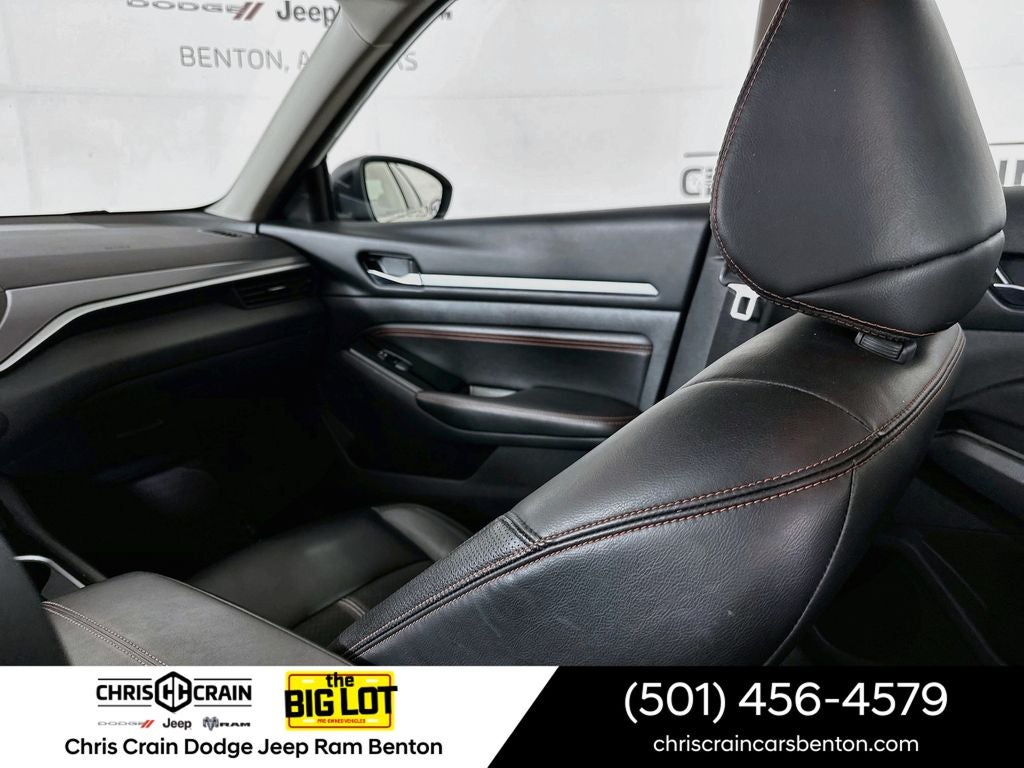 2023 Nissan Altima SR FWD