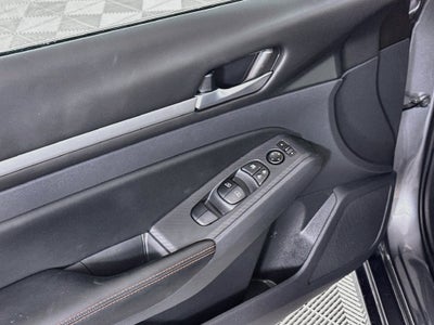 2026 Nissan Altima SR FWD