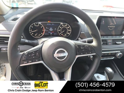 2025 Nissan Altima SV FWD