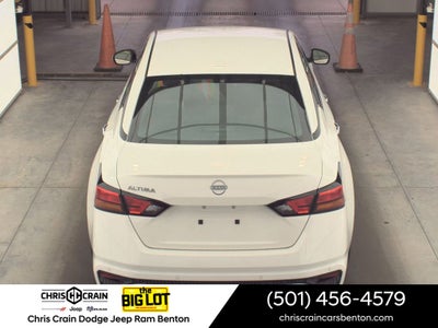 2025 Nissan Altima SV FWD