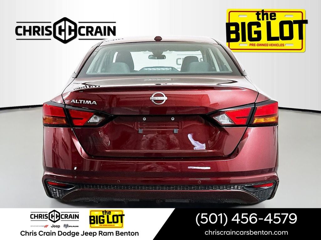 2025 Nissan Altima SV FWD