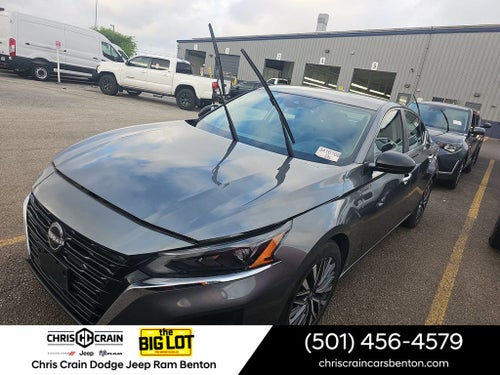 2025 Nissan Altima SV FWD