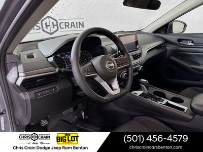 2025 Nissan Altima SV FWD