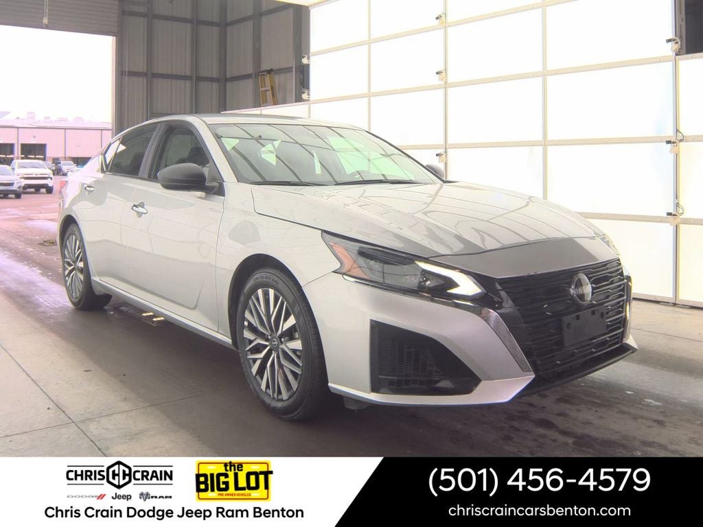 2025 Nissan Altima SV FWD