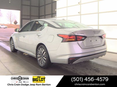 2025 Nissan Altima SV FWD