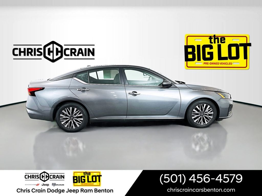 2023 Nissan Altima SV FWD