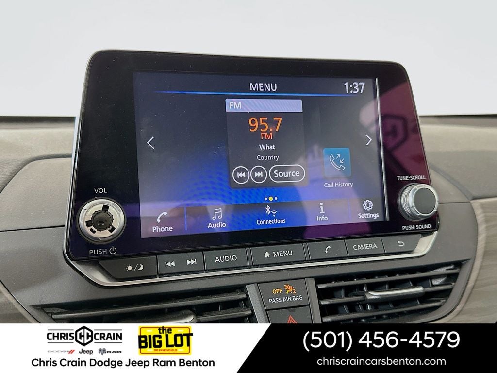 2025 Nissan Altima SV FWD