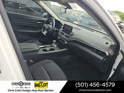 2025 Nissan Altima SV FWD