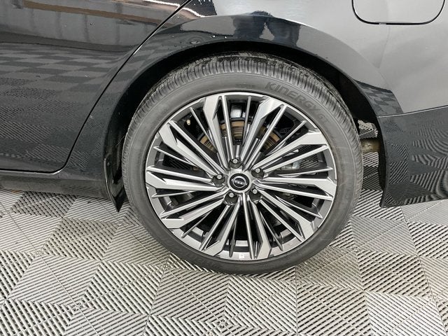 2023 Nissan Altima SL FWD