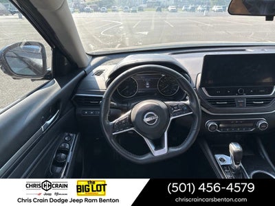 2023 Nissan Altima SL FWD