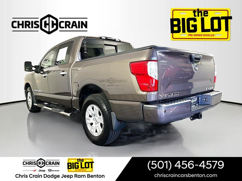 2019 Nissan TITAN SV