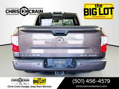 2019 Nissan TITAN SV