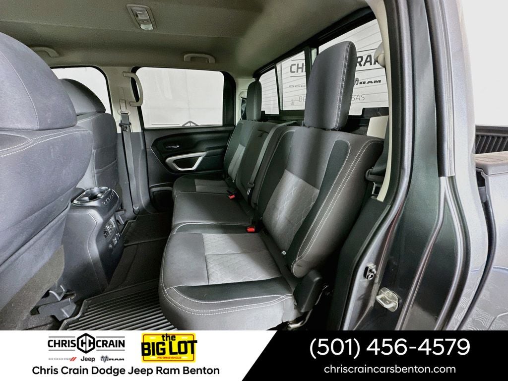 2023 Nissan TITAN Crew Cab SV 4x2