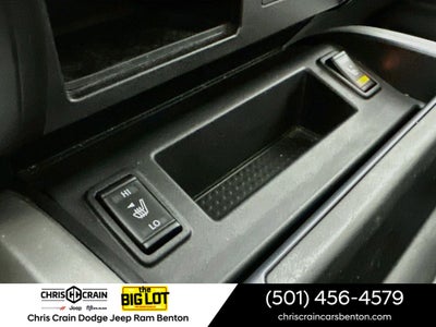 2023 Nissan TITAN Crew Cab SV 4x2