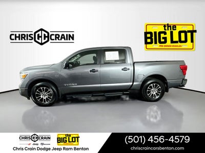 2023 Nissan TITAN Crew Cab SV 4x2