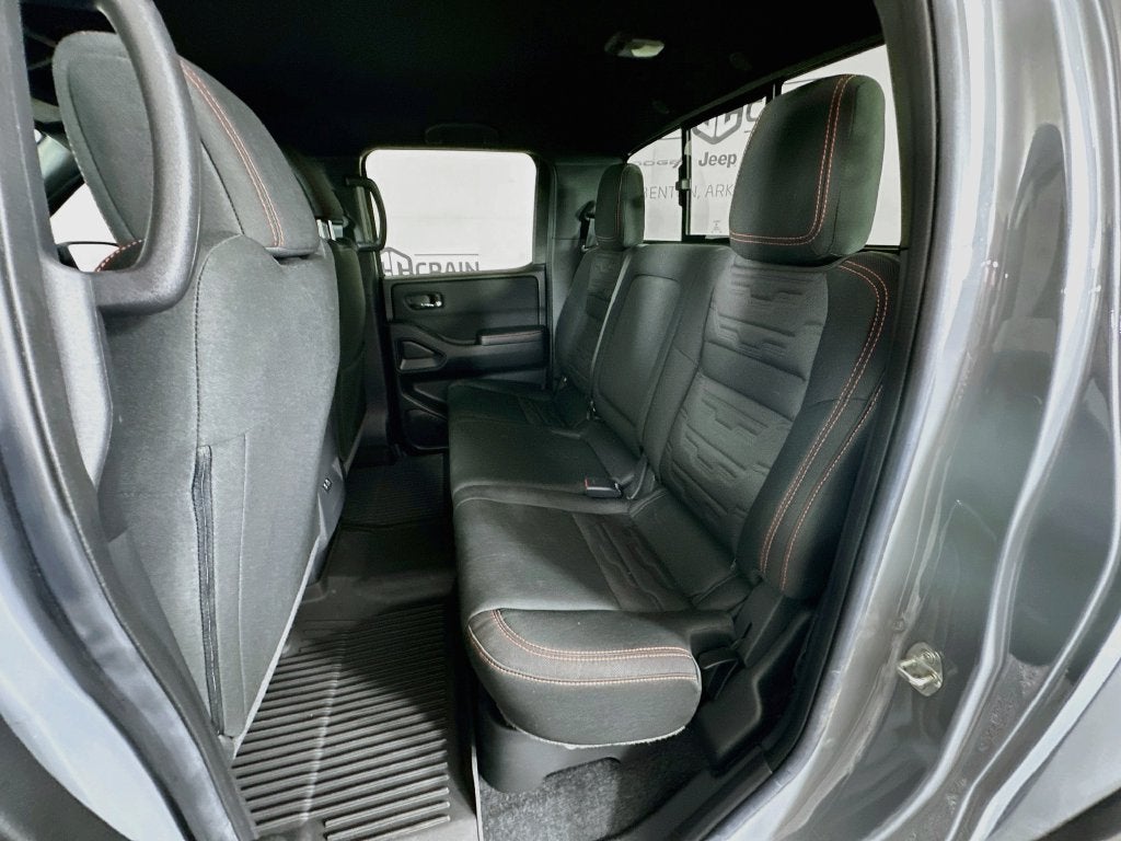 2025 Nissan Frontier Crew Cab PRO-4X 4x4