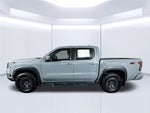 2025 Nissan Frontier Crew Cab PRO-4X 4x4