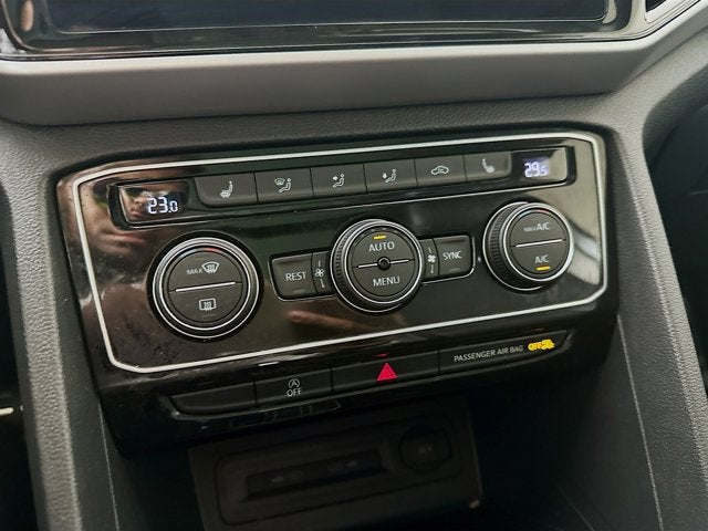 2023 Volkswagen Atlas 3.6L V6 SEL R-Line Black