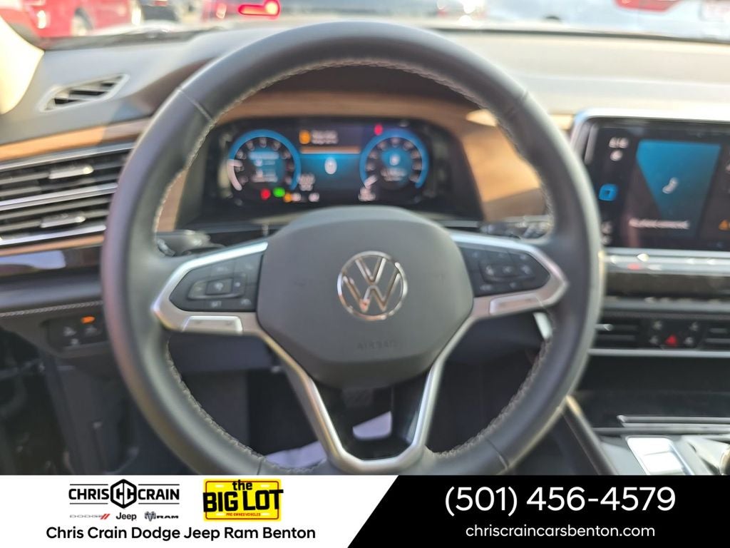 2025 Volkswagen Atlas 2.0T SE w/Technology