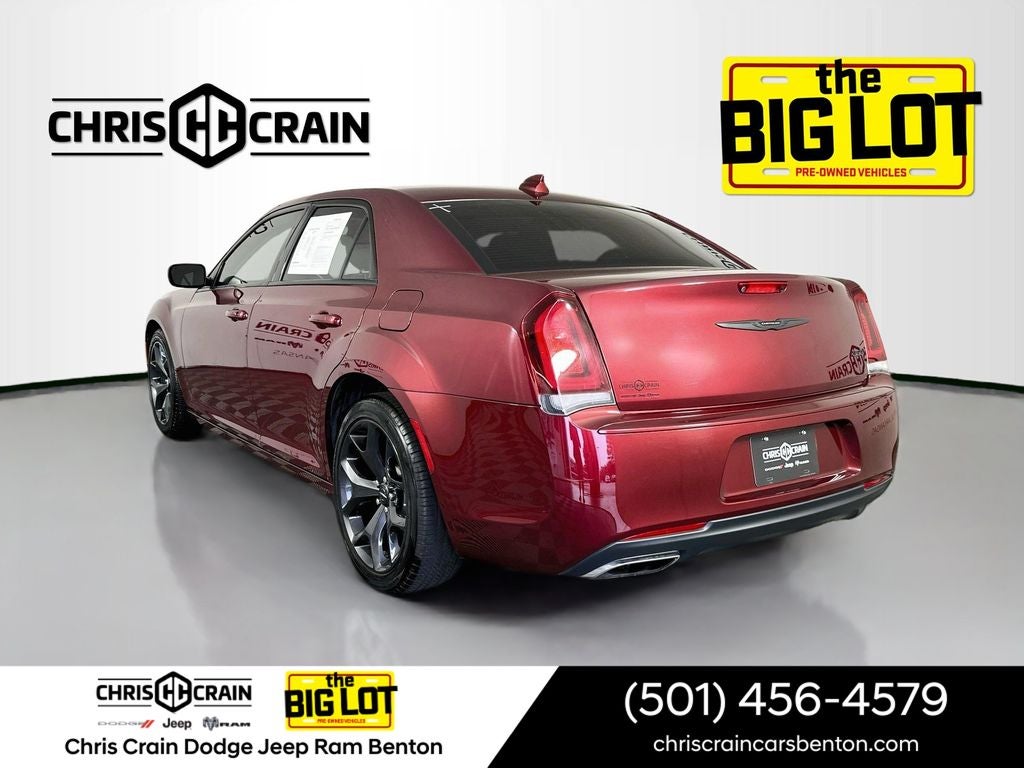 2023 Chrysler 300 Touring