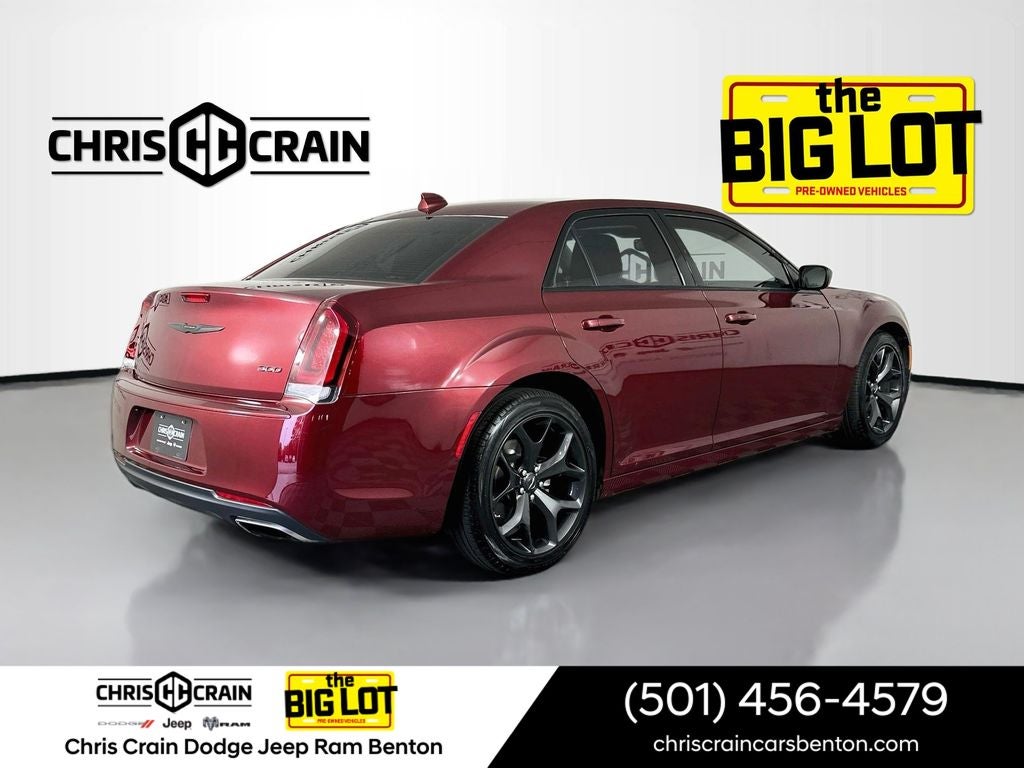 2023 Chrysler 300 Touring