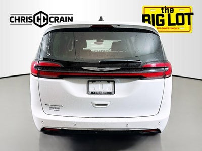2024 Chrysler Pacifica Touring L