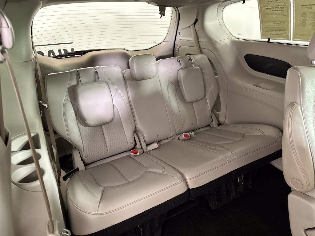 2021 Chrysler Pacifica Touring L