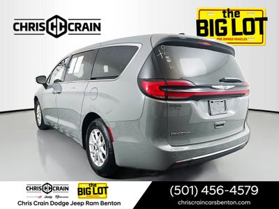 2023 Chrysler Pacifica Touring L