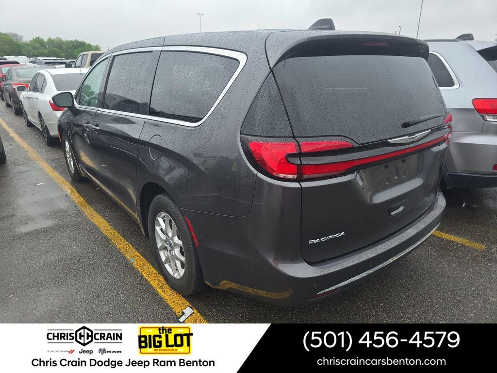 2023 Chrysler Pacifica Touring L