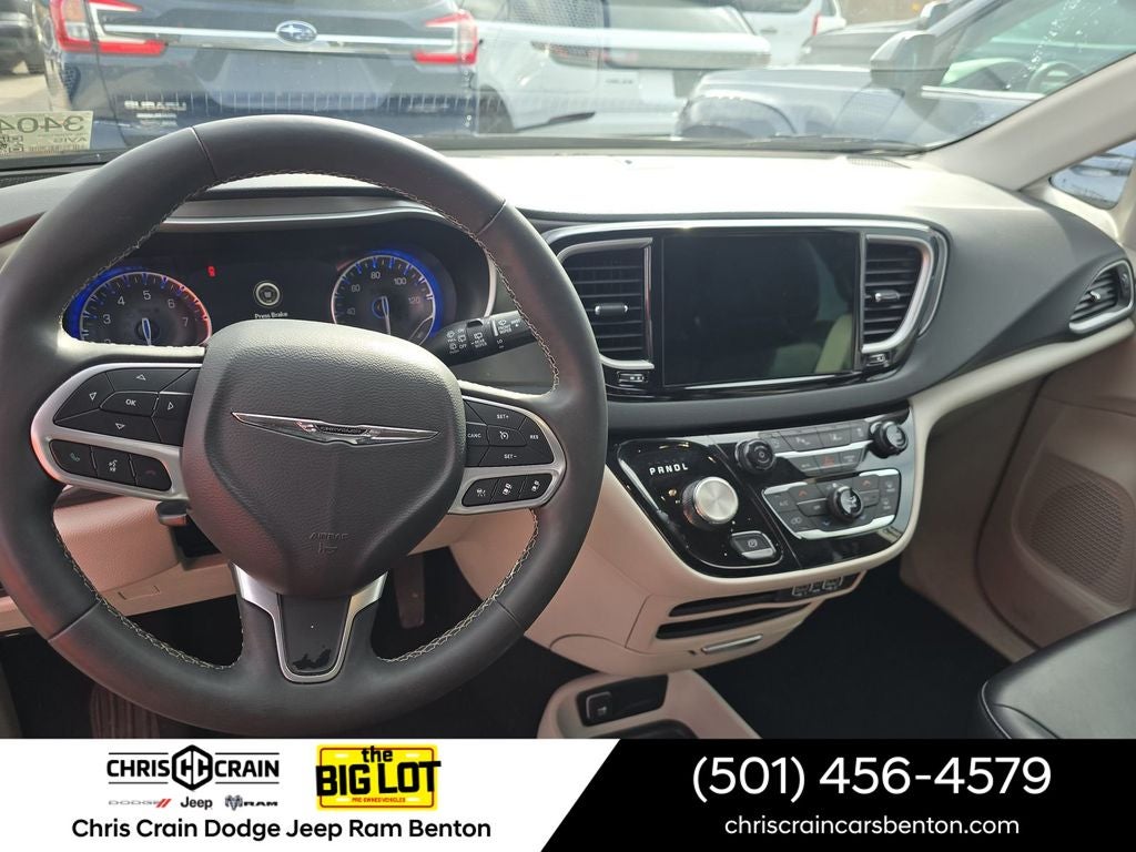 2023 Chrysler Pacifica Touring L