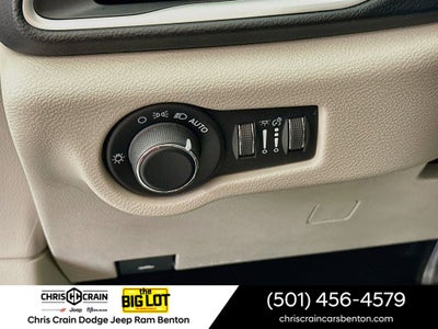 2021 Chrysler Voyager LXI