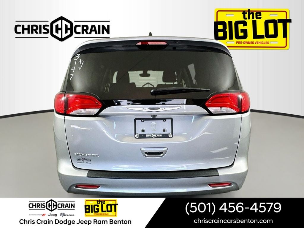2021 Chrysler Voyager LXI