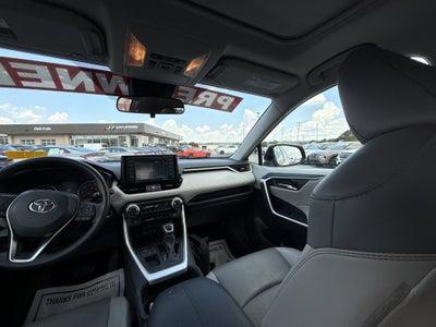 2021 Toyota RAV4 XLE Premium