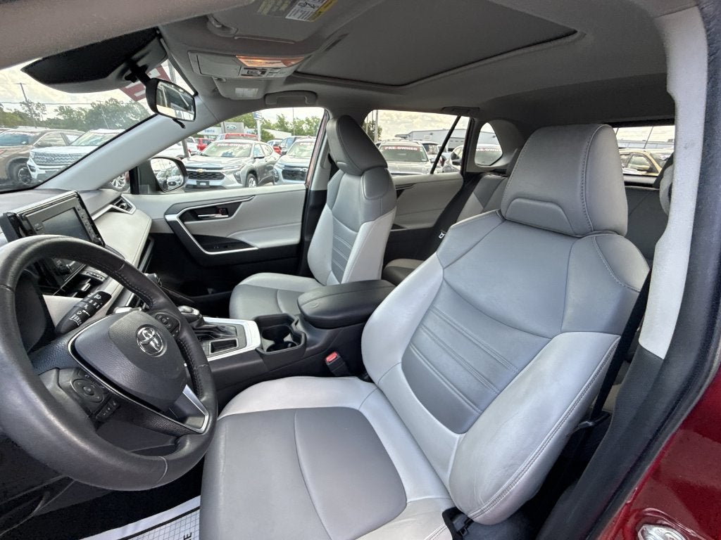 2021 Toyota RAV4 XLE Premium